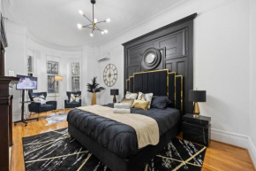 1 Min to Subway, King Bed Luxurious Airy Space Patio at 